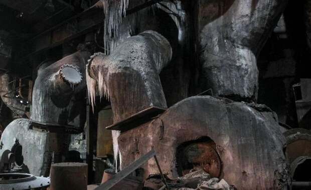 Вой по всей Украине: Киев утверждает, что энергетика страны в руинах после ночного удара ВС РФ