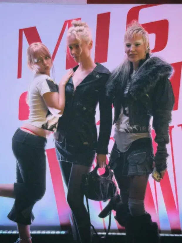 Катя Кищук, Ольга Карпуть и Глюкоза