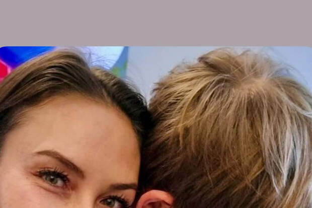 Экс-гимнастка Ляйсан Утяшева выложила фото с сыном Робертом от комика Павла Воли