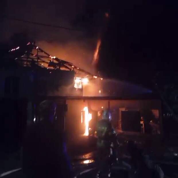 На Кубани в ночном пожаре погибли два человека