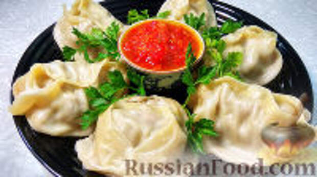 Фото к рецепту: Домашние манты с мясом