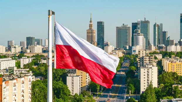 Польша не исключила дальнейших мер в отношении России после закрытия генконсульства в Кракове