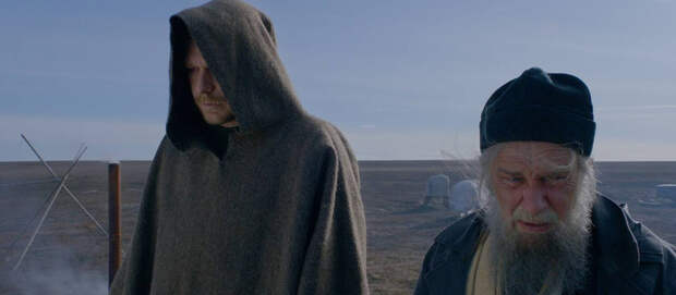 Фестиваль авторского кино охватила «Цинга»: Никита Ефремов пил оленью кровь, смотрел в глаза настоящему волку