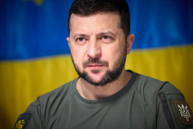 Зеленский уволил друга детства с поста главы Службы безопасности Украины