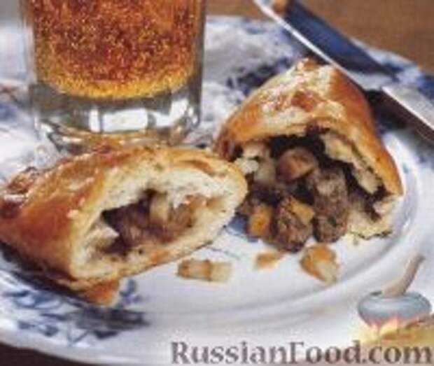 Фото к рецепту: Пирожки с мясом и овощами из песочного теста