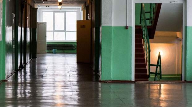 Эксперт назвал причину нападений подростков на учебные заведения: «Детьми не занимались»