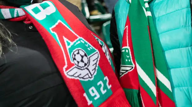 СМИ: «Локомотив» уволил 23 сотрудника за фотографию в соцсетях