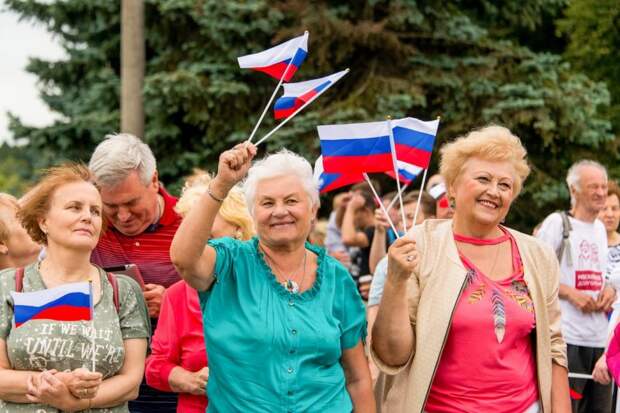 День флага России завершится большим концертом на Поклонной горе. Фото: Ю. Иванко mos.ru