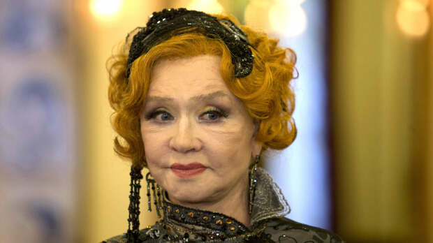 «Очень люблю вас»: невестка Юлии Меньшовой обратилась к ушедшей из жизни Вере Алентовой