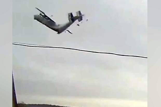 «Газета.Ru»: в Иваново из-за крушения Ан-22 в питьевую воду может попасть керосин