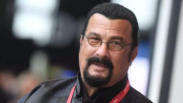 В Москве прошёл закрытый показ фильма Стивена Сигала «Обратный отсчёт»