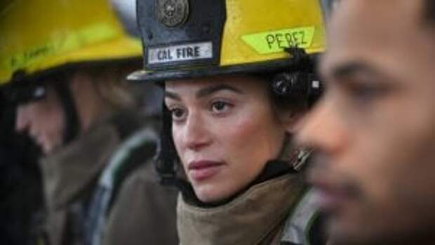 Stephanie Arcila as Gabriela Perez