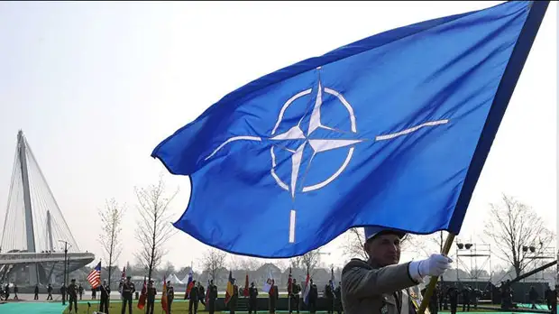 Польский генерал Пытель увидел в политике России попытку разрушить НАТО