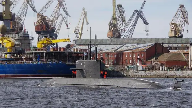 В Петербурге начался второй этап заводских испытаний подлодки «Кронштадт»