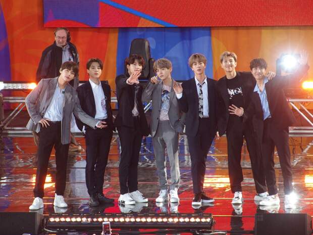 В Южной Корее посчитали, что концерт BTS принесет стране миллиарды долларов