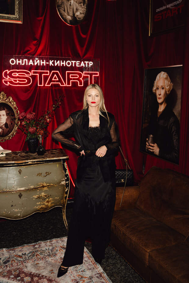 Укус ночи: Юлия Хлынина, Татьяна Догилева и Ольга Медынич Укус ночи: Юлия Хлынина, Татьяна Догилева и Ольга Медынич