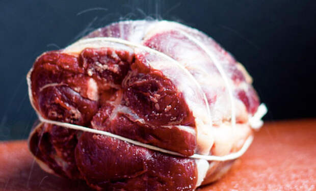 Рулька из говядины весом в килограмм: запекаем в домашней духовке без хлопот