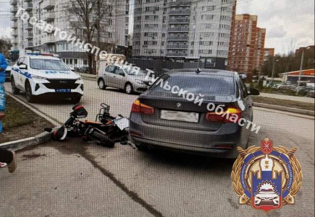 Автоледи на BMW сбила электровелосипедиста на улице Макаренко в Туле