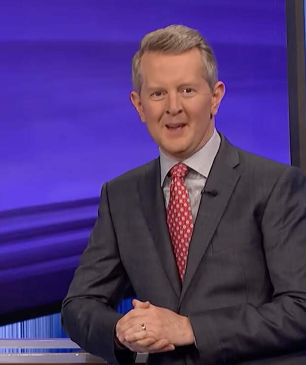 Ken Jennings on Jeopardy Season 39.