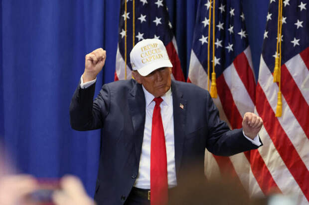 Трамп выиграл кокусы в штате Айова. Станет ли он снова президентом США?