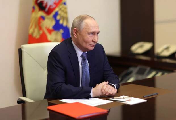 Президент Путин указал на снижение ВВП России в течение двух месяцев подряд