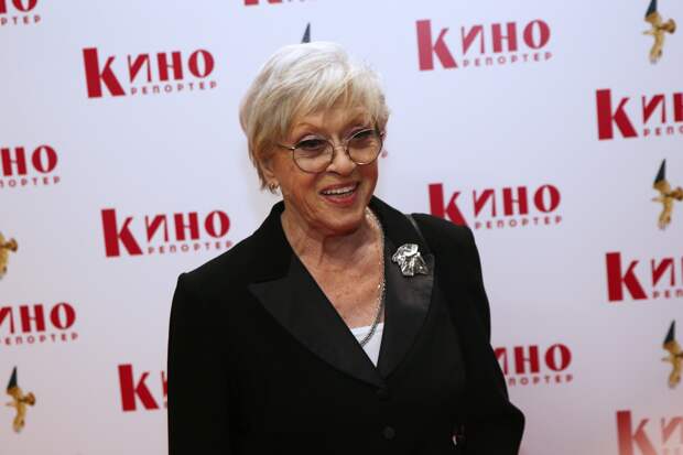Алиса Фрейндлих получила отрицательный тест на коронавирус