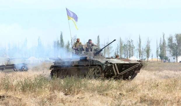 Война в Украине: Российско-террористическая гибридная армия 36 раз обстреляла позиции сил антитеррористической операции
