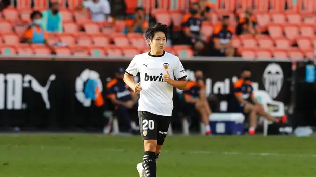 «Валенсия» без Черышева одержала крупную победу в Кубке Испании