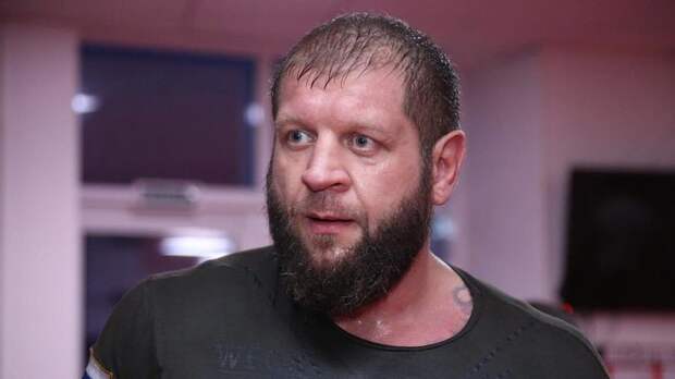 Емельяненко: не собираюсь стелиться перед Кремлёвым