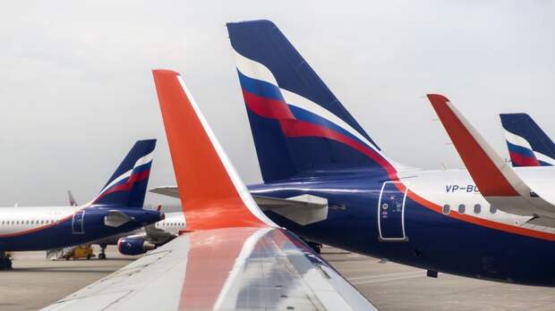 В аэропорту Пулково на фоне ограничений отменены на вылет 29 рейсов