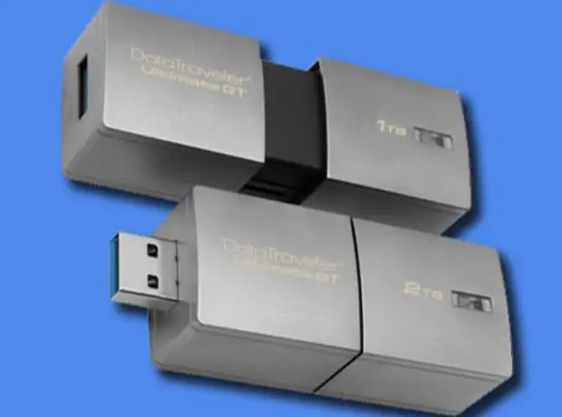 Флешка 2. Флешка на 2 терабайта. USB флешка 2 ТБ. Флешка на 100 терабайт. Флешка 2 разъемы 2тб.