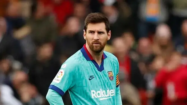 Недовольство интервью и ставки на будущий клуб: что известно о конфликте Месси и «Барселоны»