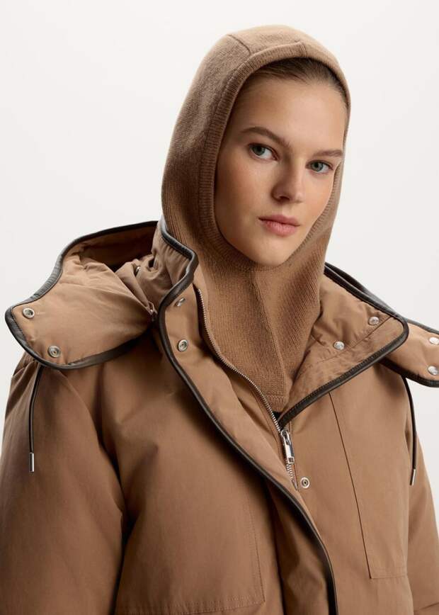 Капор, 12Storeez, 14 000 руб. (12storeez.com)