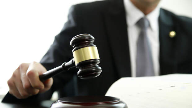 Дедов в суде рассказал, что передал откаты экс-губернатору Курской области