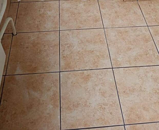 В подъезде дома на Заповедной провели генеральную уборку