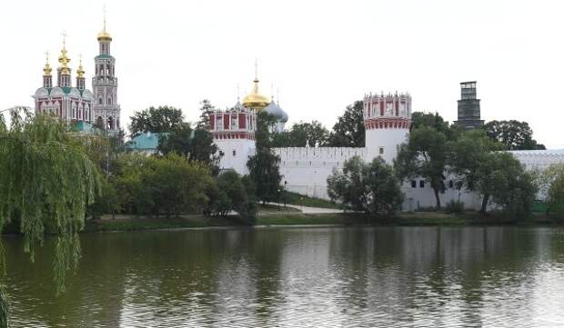 Старинные захоронения отреставрировали в некрополе Новодевичьего монастыря