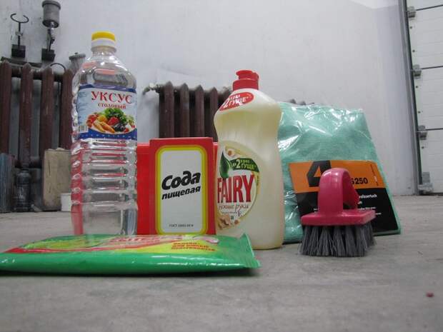 Все, что вам понадобится для чистки подоконника. / Фото: irecommend.ru