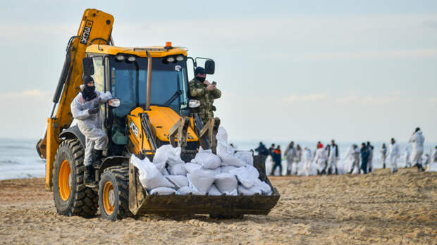 На ликвидацию последствий ЧП с танкерами в Чёрном море выделили еще больше 1,4 млрд рублей