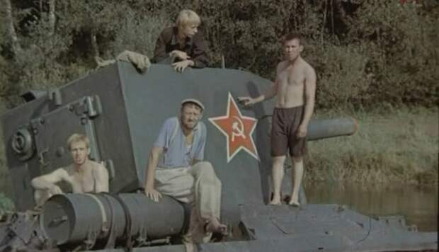 Кадр из фильма «Танк Клим Ворошилов-2».