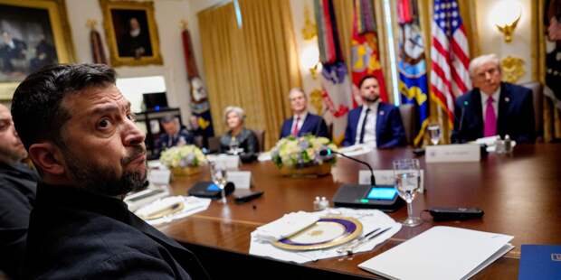 Владимир Зеленский принимает участие во встрече с президентом США Дональдом Трампом в Белом доме 17 октября 2025 года - ИноСМИ, 1920, 19.10.2025