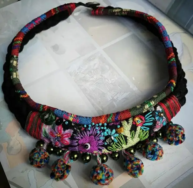 💮 Текстильные украшения