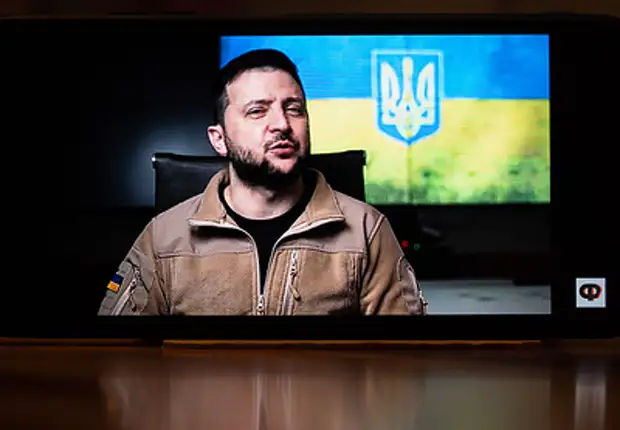 Украина на грани госпереворота? Подготовка побега Зеленского рассекречена