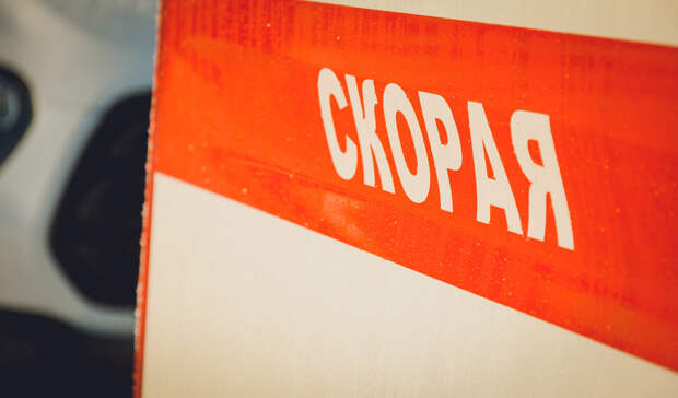 В Тюмени в жесткой аварии пострадали четыре человека