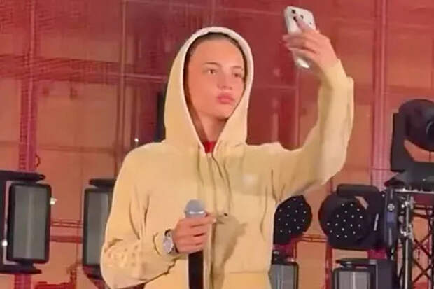 Поведение на сцене вызвало подозрения: Валю Карнавал заподозрили в употреблении наркотиков