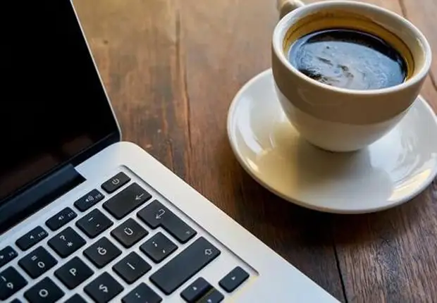 Под Белгородом сгорел склад боеприпасов, а птичьим гриппом впервые заболел человек: что произошло, пока вы спали