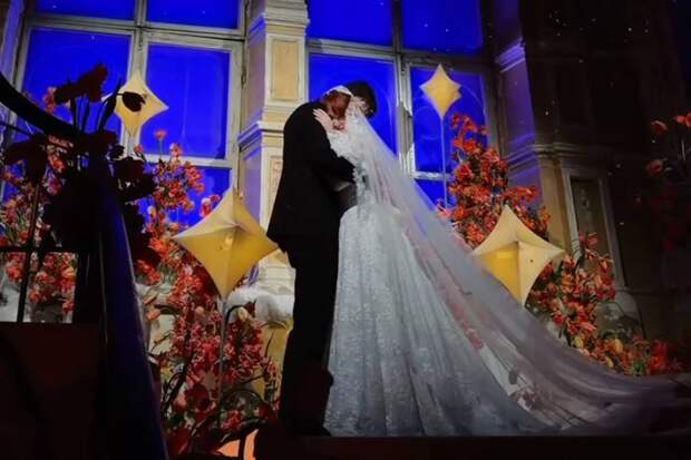 Внучка Иосифа Бродского вышла замуж и показала свадебные фото