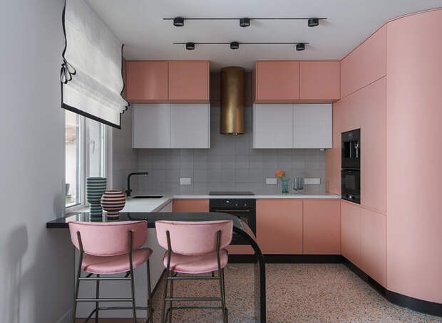 розовый кухонный гарнитур