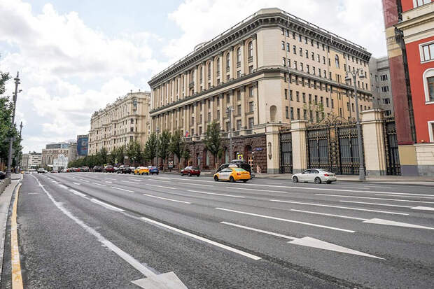 В Москве перекрыто движение транспорта на Тверской улице