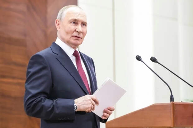 Путин заявил, что отношения России и Узбекистана вышли на высокий уровень