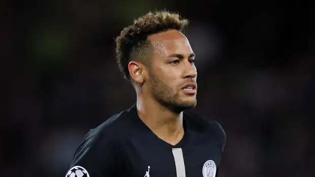 Роберто Карлос рассказал, что необходимо Неймару для завоевания «Золотого мяча»